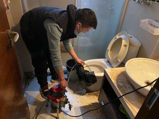 阿拉尔不同类型的堵塞，疏通方法不同