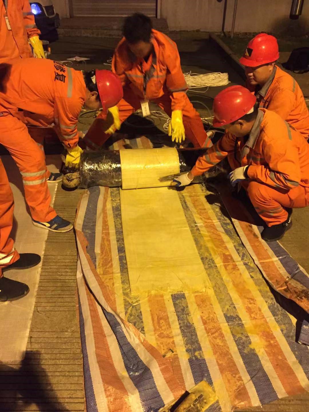 阿拉尔CIPP局部树脂固化法